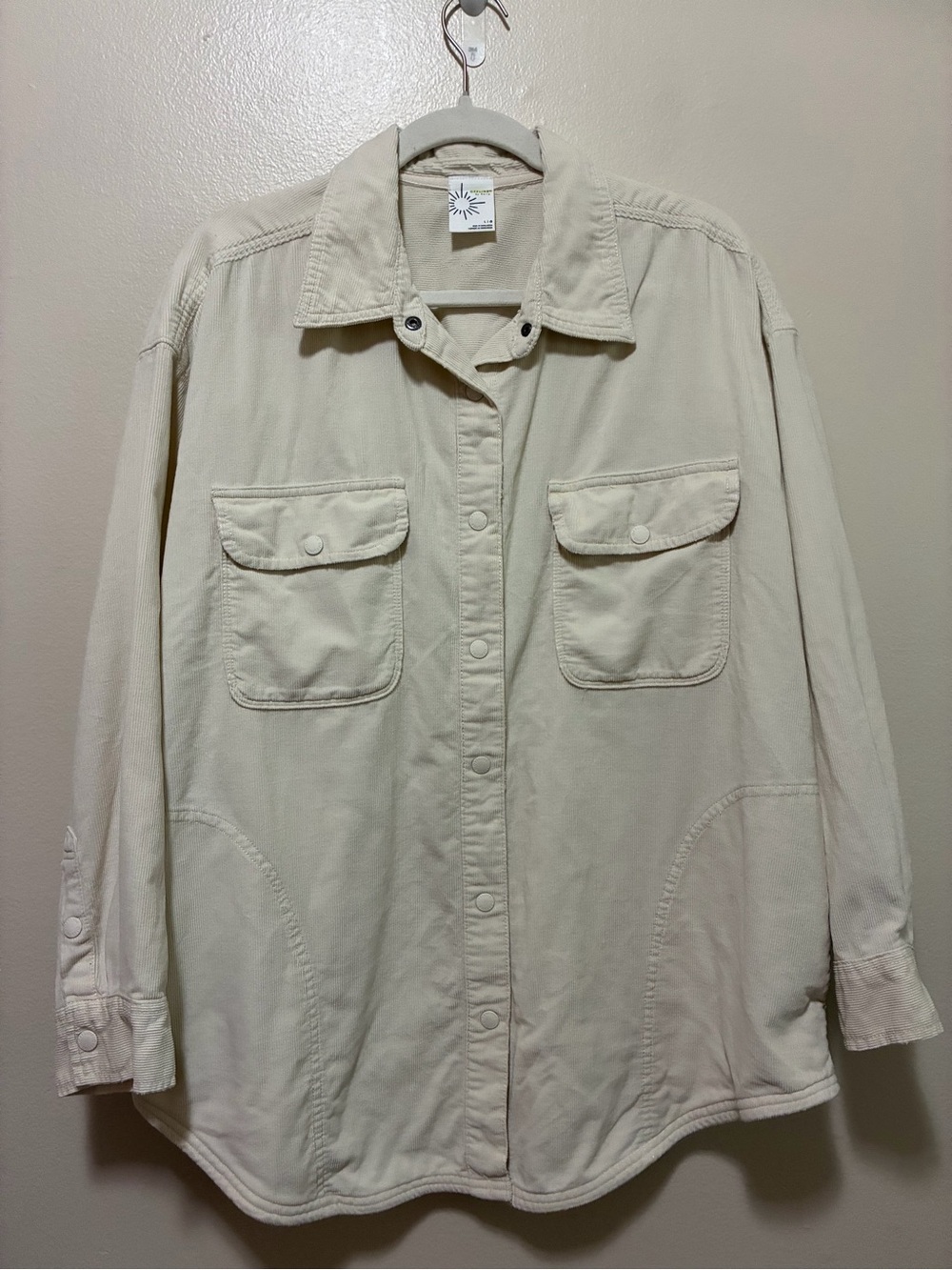 Aerie Offline Cream Corduroy Shaket size large